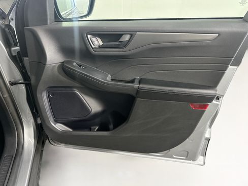 Used 2024 Ford Escape Active FWD image 33