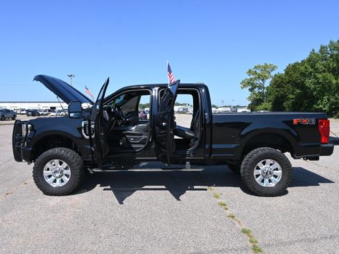 Used 2020 Ford F250 Platinum AWD/4WD image 30