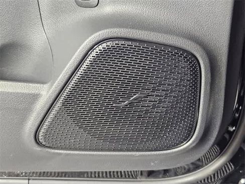 Certified 2025 Mercedes-Benz GLA 250 4MATIC image 31