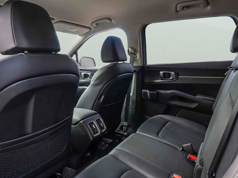 Certified 2026 Kia Sorento S FWD image 22