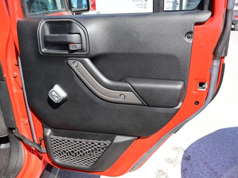 Used 2017 Jeep Wrangler Unlimited Sport image 12