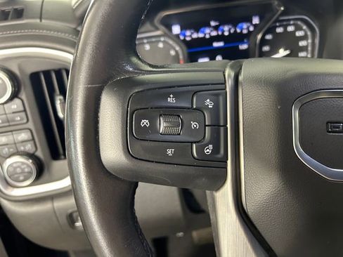 Used 2022 GMC Sierra 3500 Denali w/ Denali Ultimate Package image 16