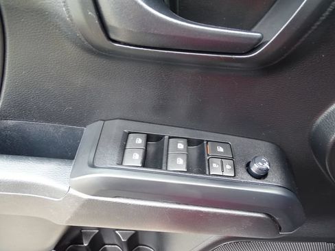 Used 2019 Toyota Tacoma SR RWD image 21