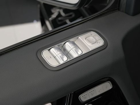 Used 2025 Mercedes-Benz G 63 AMG 4MATIC image 49