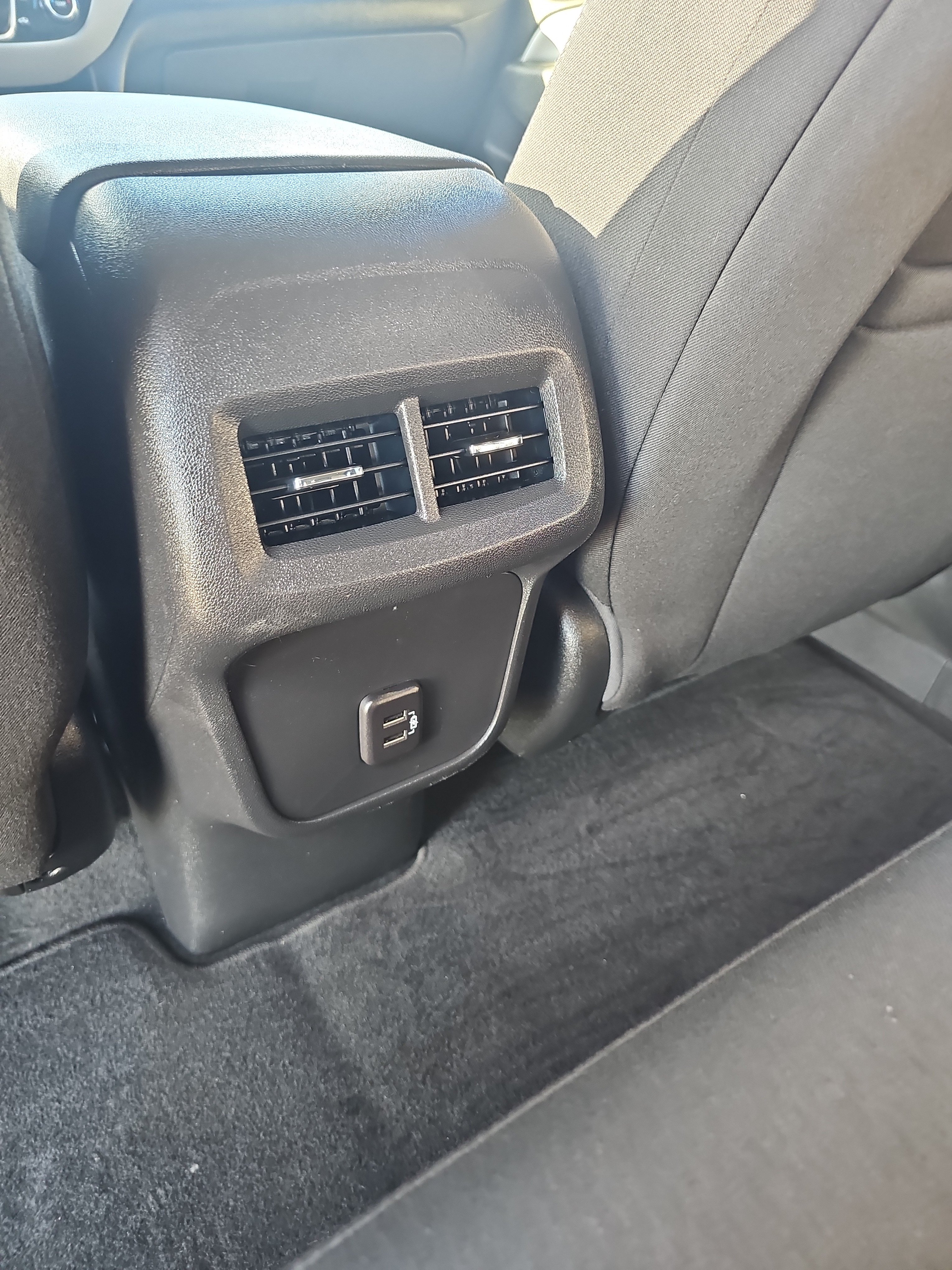 Used 2023 Chevrolet Equinox LS w/ LS Convenience Package AWD/4WD image 14