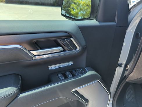 New 2026 GMC Sierra 1500 Denali w/ Denali Reserve Package AWD/4WD image 18