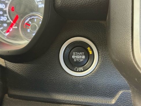 Used 2022 RAM 2500 Big Horn image 23