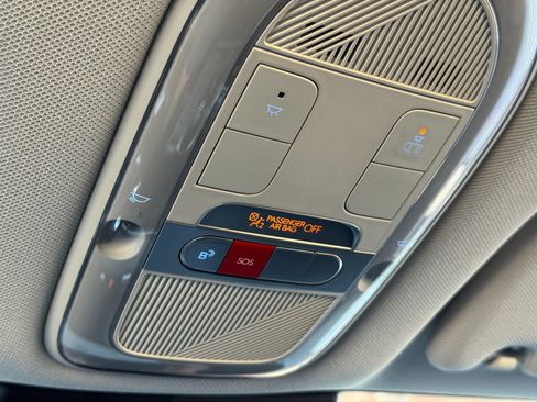 Used 2025 Hyundai Ioniq 5 SEL image 32