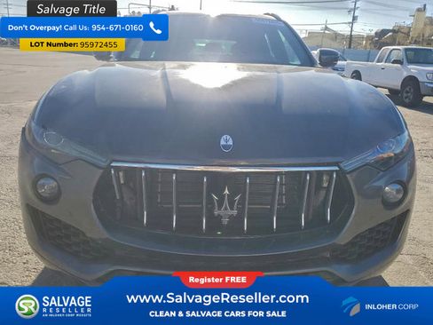 Used 2019 Maserati Levante AWD/4WD image 7