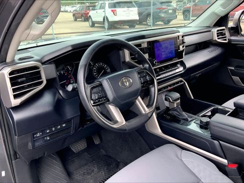 Used 2024 Toyota Tundra SR5 RWD image 17