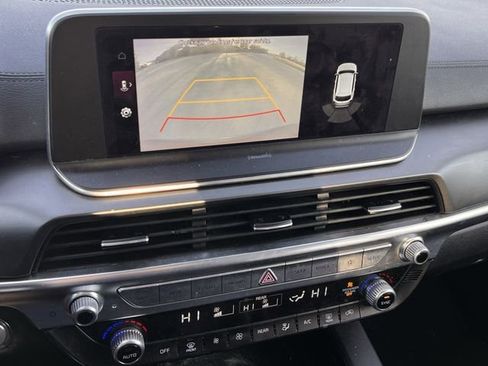 Used 2022 Kia Telluride LX image 16