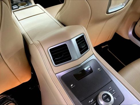 Used 2011 Aston Martin Rapide RWD image 18