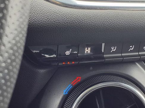 Used 2024 Chevrolet Blazer LT w/ Convenience Package image 5