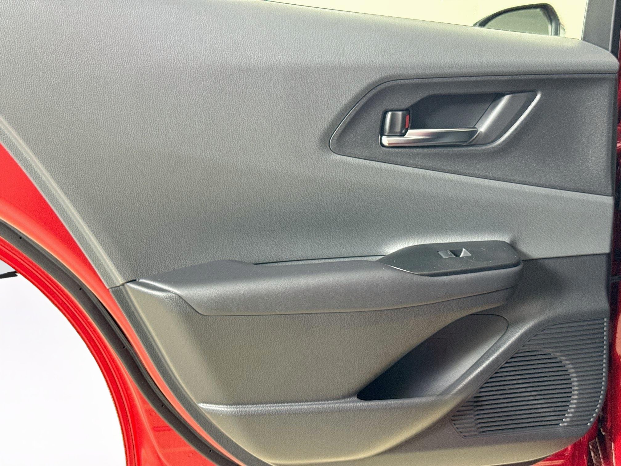 Certified 2025 Toyota Prius XLE AWD/4WD image 22