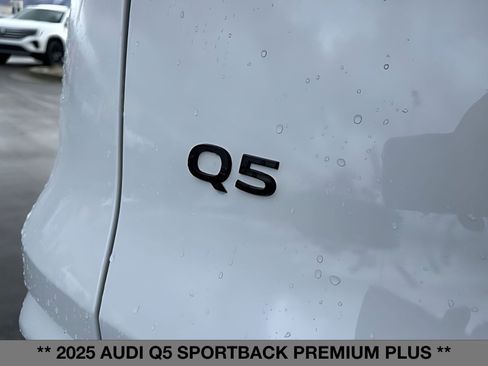 New 2025 Audi Q5 Premium Plus image 13