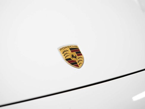 Certified 2023 Porsche Cayenne Platinum Edition AWD/4WD image 17