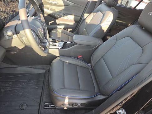 New 2026 Buick Envista Sport Touring w/ Convenience I Package FWD image 32