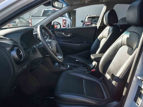 Used 2021 Hyundai Kona Limited image 16