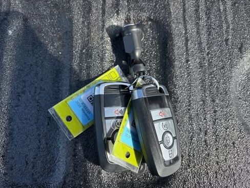 Used 2024 Ford Maverick Lariat w/ Black Appearance Package image 24