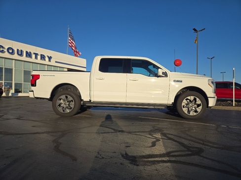New 2025 Ford F150 Lightning Lariat AWD/4WD image 4