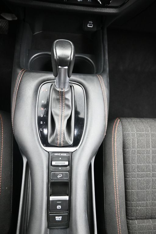 Used 2025 Honda HR-V Sport image 17
