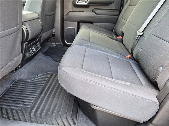 Used 2023 Chevrolet Silverado 1500 RST w/ Z71 Off-Road Package AWD/4WD image 16