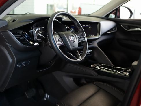 Used 2023 Buick Envision Essence image 9