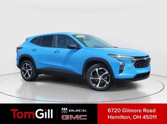 Used 2024 Chevrolet Trax RS w/ Sunroof Package FWD 360° Tour