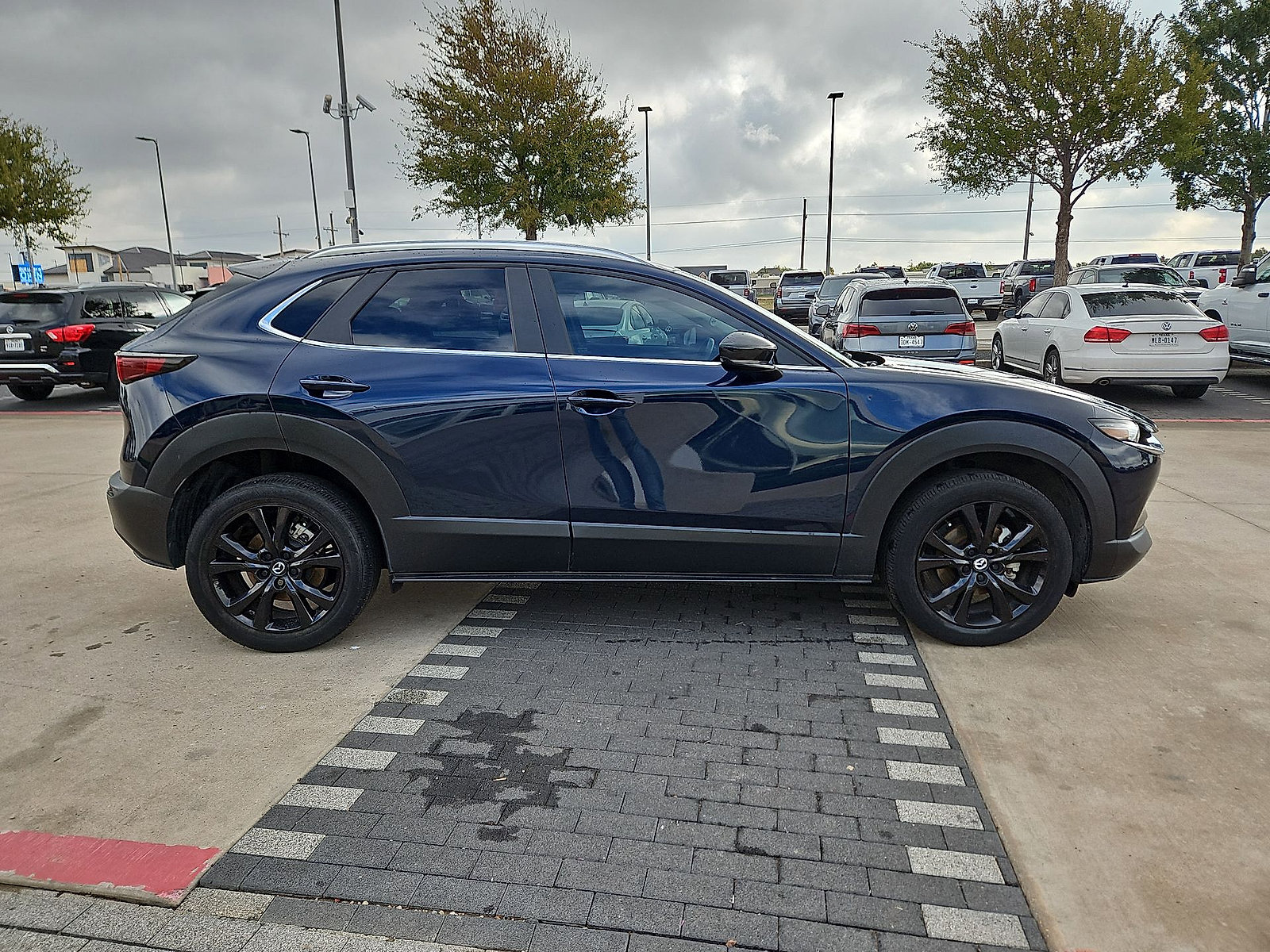 Used 2024 MAZDA CX-30 AWD 2.5 S w/ Select Sport Pkg image 9