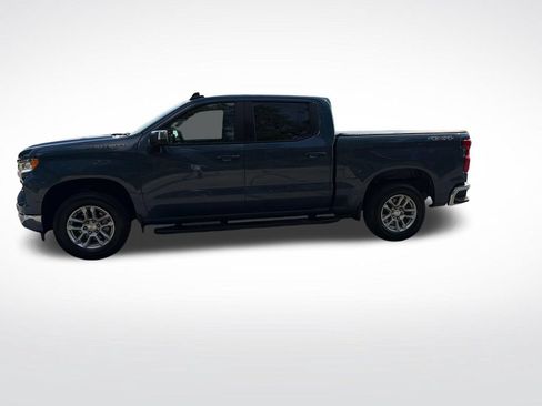 Used 2024 Chevrolet Silverado 1500 LT AWD/4WD image 2
