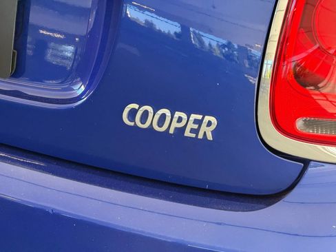 Used 2019 MINI Cooper 2-Door Hardtop FWD image 11