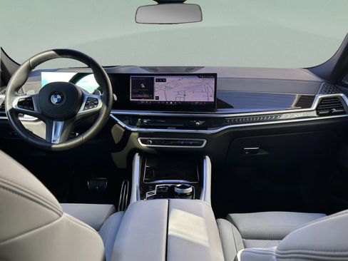 Used 2025 BMW X6 xDrive40i image 8