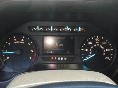 Used 2018 Ford F150 XL w/ Equipment Group 101A Mid AWD/4WD image 32
