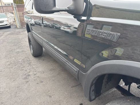 Used 2003 Ford Excursion Limited AWD/4WD image 14