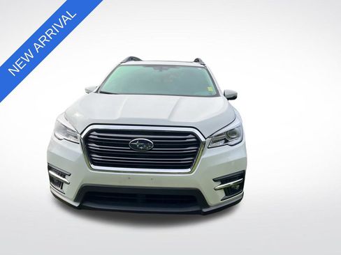 Used 2022 Subaru Ascent Limited w/ Technology Package AWD/4WD image 6