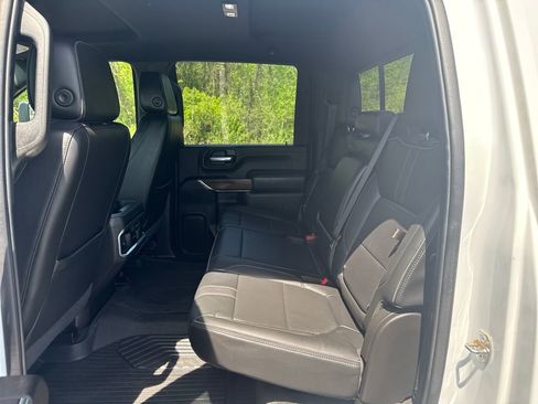 Used 2022 Chevrolet Silverado 2500 High Country w/ Technology Package AWD/4WD image 21