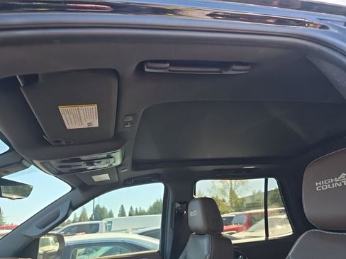 Used 2021 Chevrolet Tahoe High Country image 5