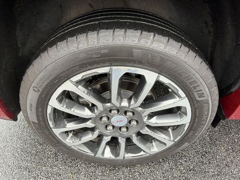 Used 2020 GMC Acadia Denali w/ LPO, Floor Liner Package image 17