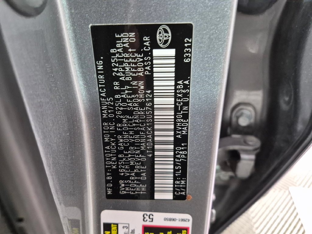 Used 2025 Toyota Camry SE w/ Convenience Package FWD image 32