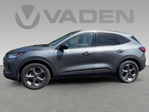 Used 2025 Ford Escape ST-Line image 6