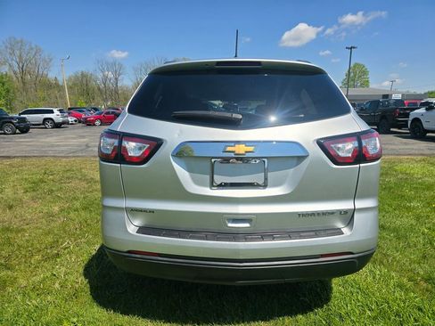 Used 2015 Chevrolet Traverse LS FWD image 6