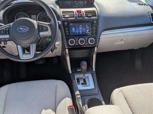 Used 2017 Subaru Forester 2.5i Premium w/ All-Weather Package image 18