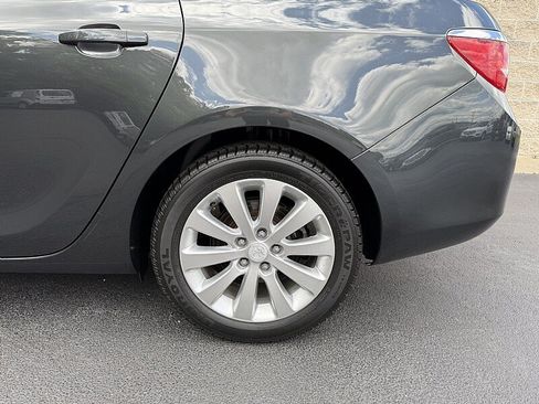 Used 2015 Buick Verano FWD image 26