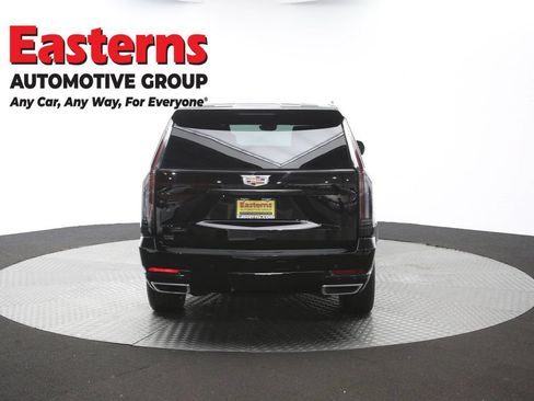 Used 2026 Cadillac Escalade ESV Luxury w/ Touring Package AWD/4WD image 48