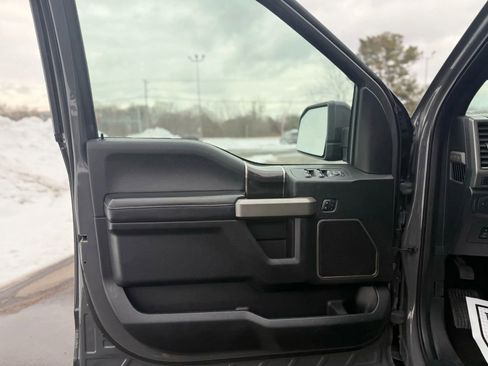 Used 2018 Ford F150 Raptor w/ Equipment Group 802A Luxury image 10