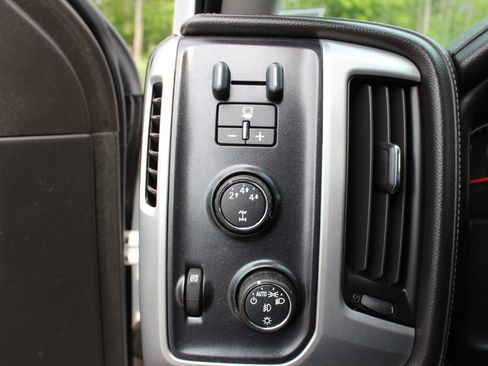 Used 2015 GMC Sierra 2500 SLT w/ Snow Plow Prep Package image 22