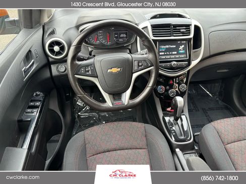 Used 2017 Chevrolet Sonic LT w/ Convenience Package image 17