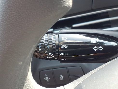 New 2026 Hyundai Elantra SE FWD image 27