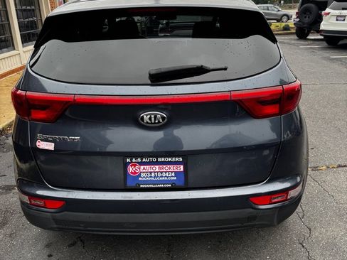 Used 2017 Kia Sportage LX AWD/4WD image 5