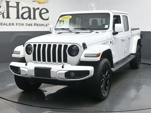 Used 2023 Jeep Gladiator Overland AWD/4WD image 32
